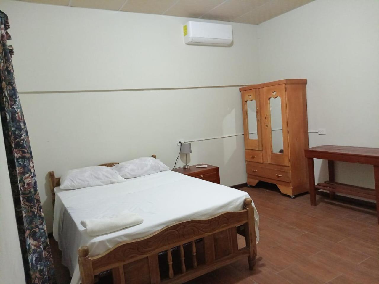Ibania Hostal Tamanique Eksteriør bilde